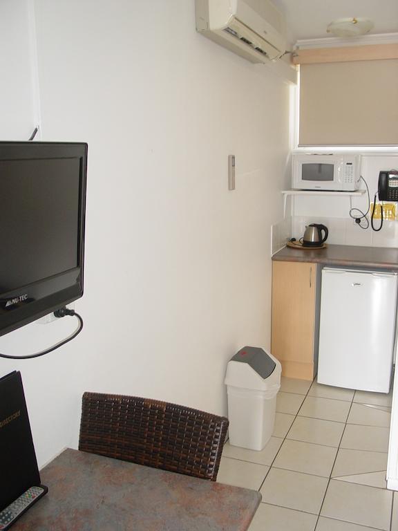 Tally Ho Motor Inn Tenterfield Quarto foto
